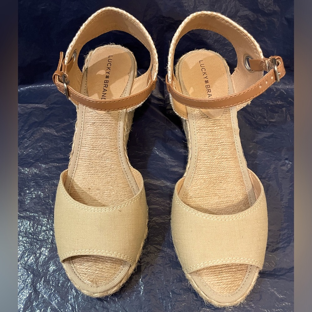 Lucky Brand women’s wedge sandals